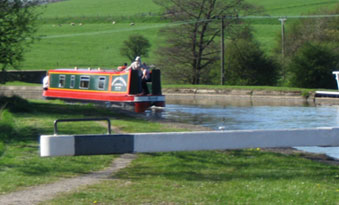 Short Break Canal Holidays from Skipton